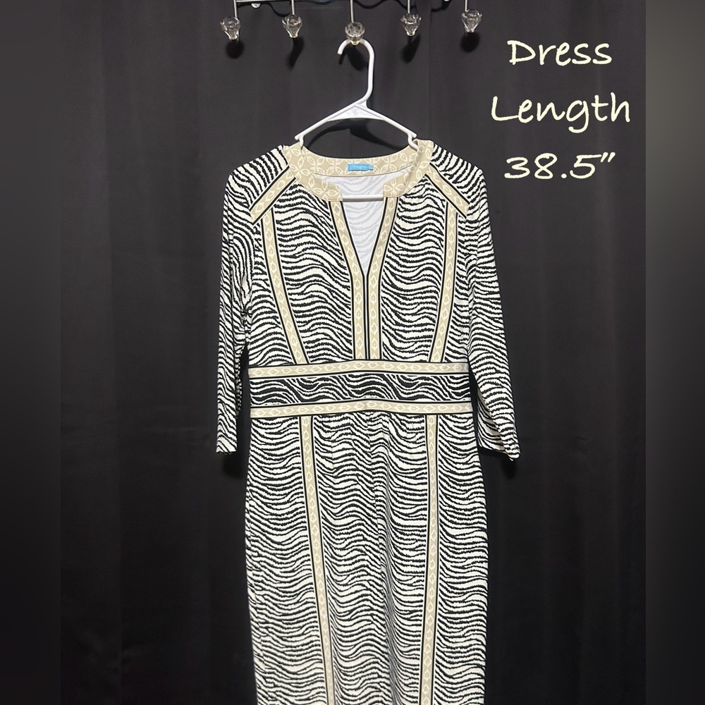 J.McLaughlin Zebra Print Sheath 3/4 Sleeve V-Neck Zippered Closure Dress Sz M